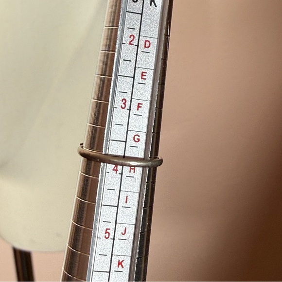 Vintage antique designer art deco Sterling silver emerald cut Green Glass Ring - Picture 7 of 17